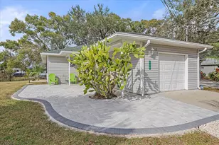 772 Locklear Ave, Sarasota, FL 34237 - Photo 4