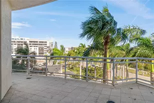 1300 Benjamin Franklin Dr, Sarasota, FL 34236 - Photo 14