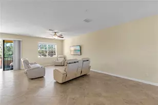 8141 Miramar Way, Lakewood Ranch, FL 34202 - Photo 8