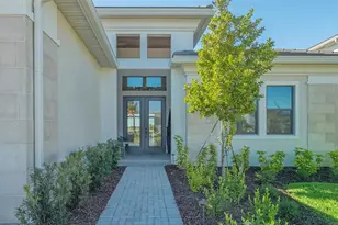 4521 Mondrian Ct, Sarasota, FL 34240 - Photo 8