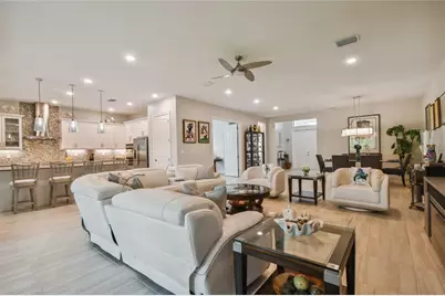 4952 Surfside Circle, Bradenton, FL 34211 - Photo 10