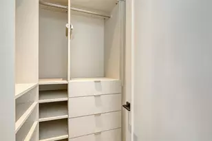 253 Golden Gate Point, Sarasota, FL 34236 - Photo 18