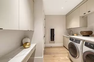 253 Golden Gate Point, Sarasota, FL 34236 - Photo 24