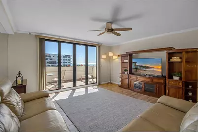 1485 Gulf Of Mexico Drive #303, Longboat Key, FL 34228 - Photo 12