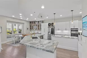 515 Forest Way, Longboat Key, FL 34228 - Photo 12