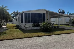 808 53rd Ave E, Bradenton, FL 34203 - Photo 2