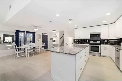 8004 22nd Avenue W, Bradenton, FL 34209 - Photo 10