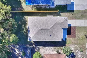 818 N Joanna Ave, Tavares, FL 32778 - Photo 4