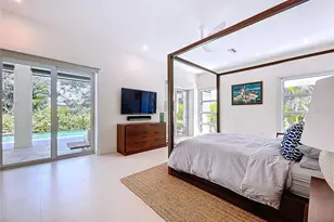 1347 Harbor Dr, Sarasota, FL 34239 - Photo 38