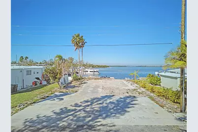 3510 115th Street W, Bradenton, FL 34210 - Photo 4
