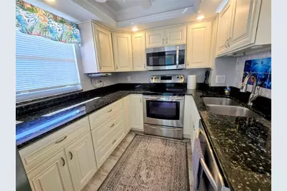 1257 S Portofino Drive #307, Sarasota, FL 34242 - Photo 6