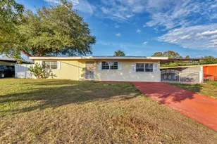 7808 Parish Pl, Tampa, FL 33619 - Photo 2