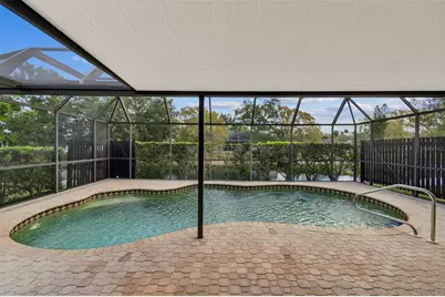 4423 Meadow Creek Circle, Sarasota, FL 34233 - Photo 8