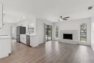 4423 Meadow Creek Cir, Sarasota, FL 34233 - Photo 24