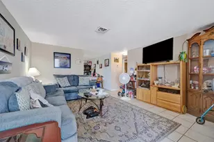 2131 Forked Creek Dr, Englewood, FL 34223 - Photo 4