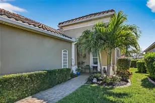 6909 Playa Bella Dr, Bradenton, FL 34209 - Photo 6