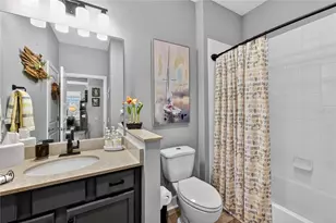 6909 Playa Bella Dr, Bradenton, FL 34209 - Photo 28