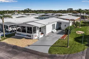 94 Anne Bonny Circle, Nokomis, FL 34275 - Photo 2