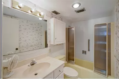 4401 Gulf Of Mexico Drive #601, Longboat Key, FL 34228 - Photo 32