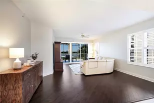 6422 Water Crest Way, Lakewood Ranch, FL 34202 - Photo 4