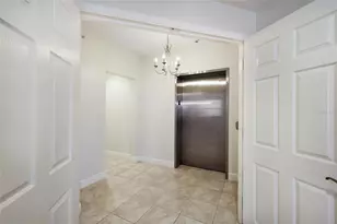 6422 Water Crest Way, Lakewood Ranch, FL 34202 - Photo 10