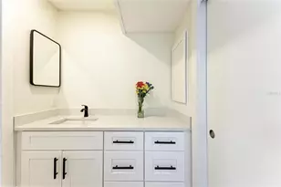 800 S Boulevard of the Presidents, Sarasota, FL 34236 - Photo 24