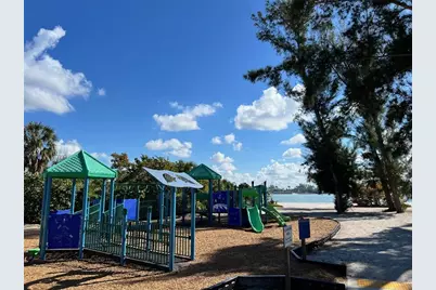 800 S Blvd Of The Presidents #9, Sarasota, FL 34236 - Photo 76