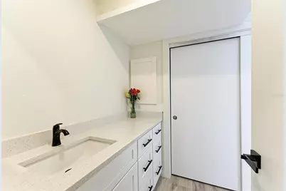 800 S Blvd Of The Presidents #9, Sarasota, FL 34236 - Photo 26