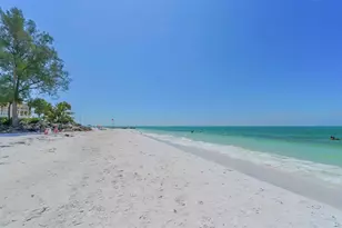 19 Whispering Sands Dr, Sarasota, FL 34242 - Photo 50