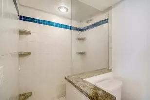 19 Whispering Sands Dr, Sarasota, FL 34242 - Photo 38