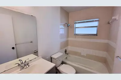 1703 N Pompano Avenue, Sarasota, FL 34234 - Photo 6