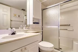 19 Whispering Sands Dr, Sarasota, FL 34242 - Photo 30