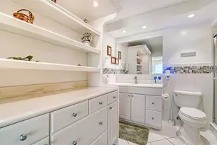 19 Whispering Sands Dr, Sarasota, FL 34242 - Photo 24