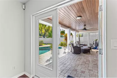 5775 Timber Lake Drive, Sarasota, FL 34243 - Photo 10