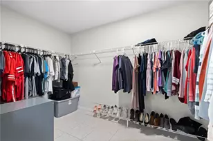 5775 Timberlake Dr, Sarasota, FL 34243 - Photo 18