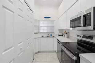 4240 Central Sarasota Pkwy, Sarasota, FL 34238 - Photo 18