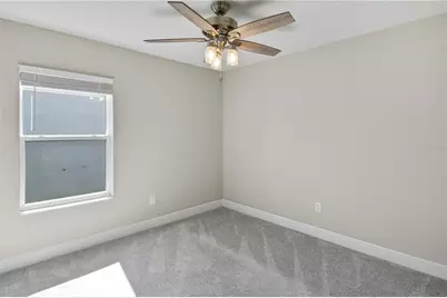 7326 34th Court E, Sarasota, FL 34243 - Photo 12