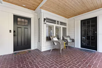 1740 S Orange Avenue, Sarasota, FL 34239 - Photo 4