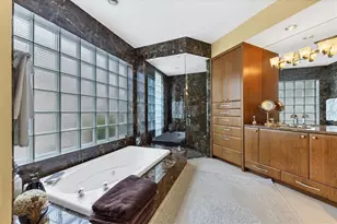 7716 Club Ln, Sarasota, FL 34238 - Photo 38