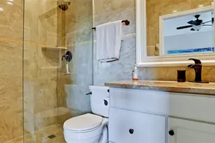 6005 Gulf Dr, Holmes Beach, FL 34217 - Photo 22