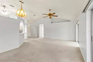 5608 30th Ct E, Bradenton, FL 34203 - Photo 10