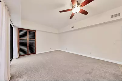 2421 Crispin Court #E3, Sarasota, FL 34235 - Photo 8