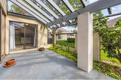 2421 Crispin Court #E3, Sarasota, FL 34235 - Photo 30