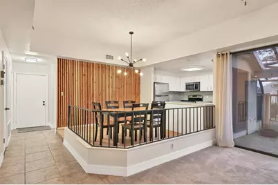 2421 Crispin Court #E3, Sarasota, FL 34235 - Photo 10