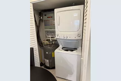 850 S Tamiami Trail Trail #406, Sarasota, FL 34236 - Photo 12