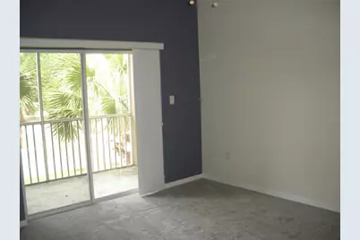 3421 Parkridge Circle #19-201, Sarasota, FL 34243 - Photo 6