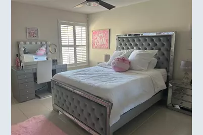 7526 Quinto Drive, Sarasota, FL 34238 - Photo 4