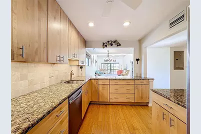 1601 Bayhouse Point Drive #201, Sarasota, FL 34231 - Photo 18