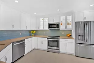 9226 Midnight Pass Rd, Sarasota, FL 34242 - Photo 12