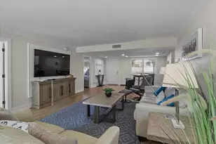 6326 Midnight Pass Rd, Sarasota, FL 34242 - Photo 2